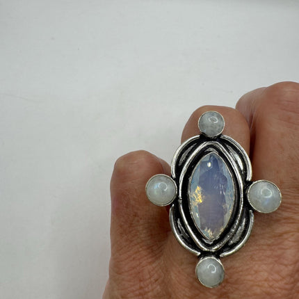 Vintage Rainbow Moonstone Ring Band - Antique Style Design