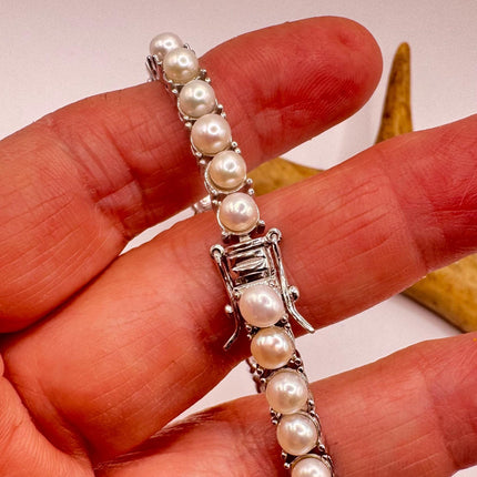 Vintage white Bracelet mother Pearl Set with marcasite in 925 Sterling Silver