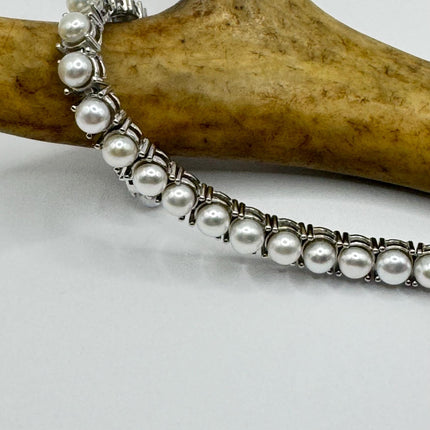 Vintage white Bracelet mother Pearl Set with marcasite in 925 Sterling Silver