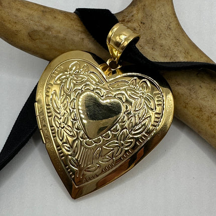 Vintage Gold Locket | Large Etched Heart Pendant Memory Charm | Golden Stainless Steel Velvet Choker Necklace Holds Small Photo Pet Memory