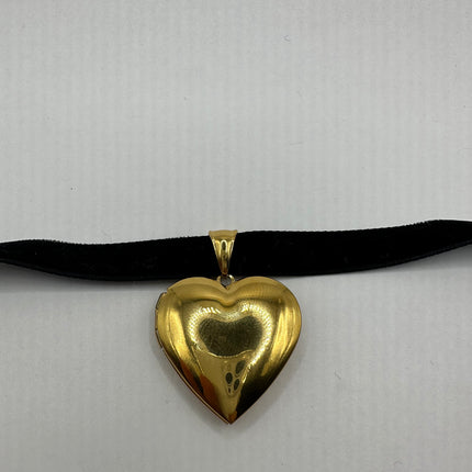 Vintage Gold Locket | Small Heart Photo Memory Charm Velvet Choker Necklace | Golden Stainless Steel Pendant Holds Small Photo or Pet Memory