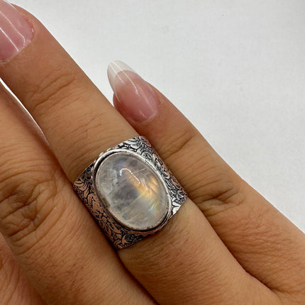 Vintage Rainbow Moonstone Ring Band - Antique Style Design