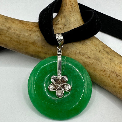 Vintage Green Jade Velvet Ribbon Choker 925 Sterling Silver Necklace