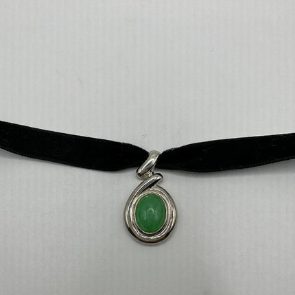 Vintage Green Jade Choker 925 Sterling Silver Necklace