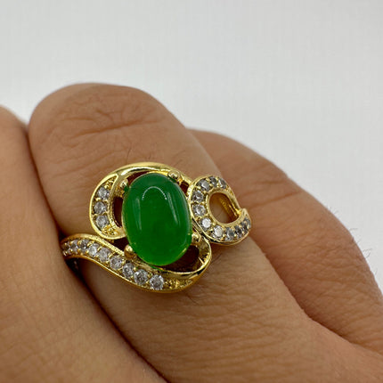 Vintage Gold Green Jade Lucky Cocktail Ring