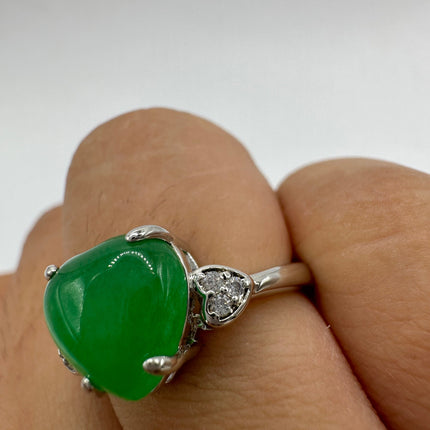 Vintage Green Jade Heart Lucky Cocktail Ring
