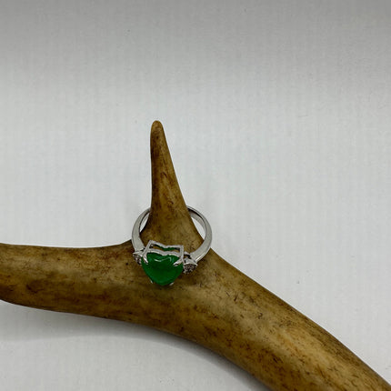 Vintage Green Jade Heart Lucky Cocktail Ring