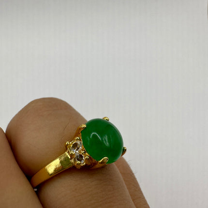 Vintage Gold Green Jade Lucky Cocktail Ring
