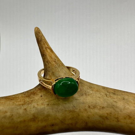 Vintage Gold Jade Ring | Green Gemstone Jade Crystal Birthstone Lucky Cocktail Ring - Size 7