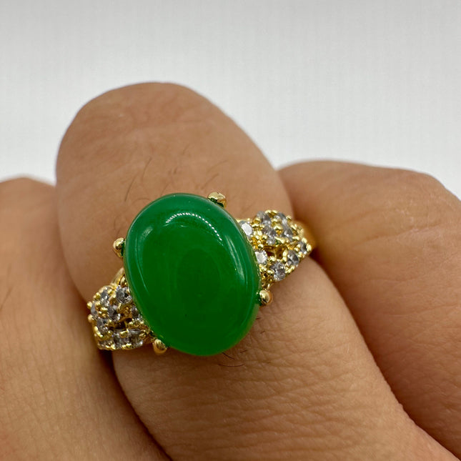 Vintage Gold Green Jade Lucky Cocktail Ring - oval shape, antique design