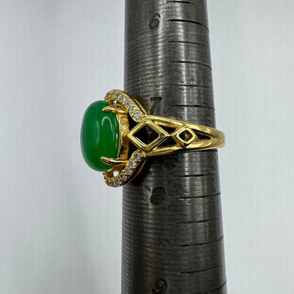 Vintage Gold Green Jade Lucky Cocktail Ring - oval shape, antique design, diamond look