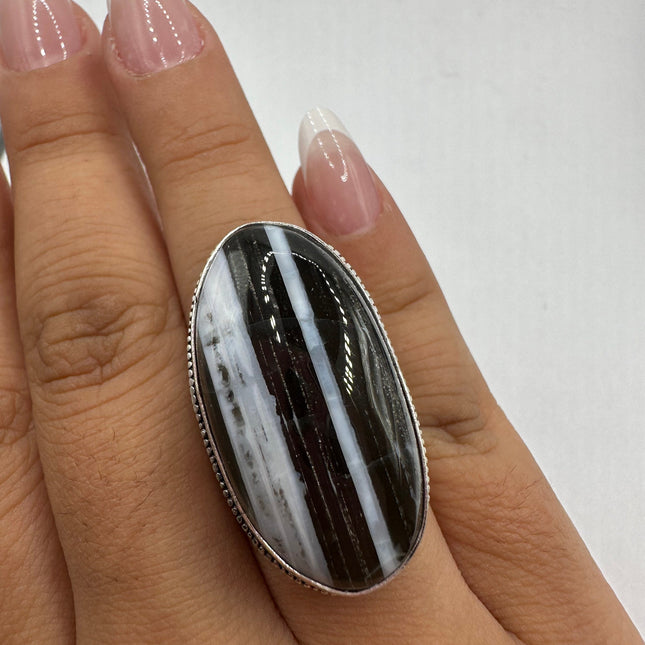 Vintage Black Banded Agate Cocktail Ring