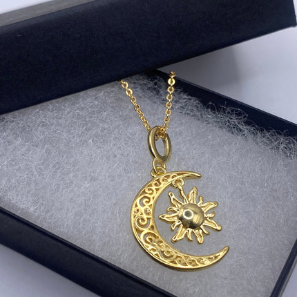 Vintage Gold Muslim Moon Crescent Star of Islam on Chain Necklace |9k GF