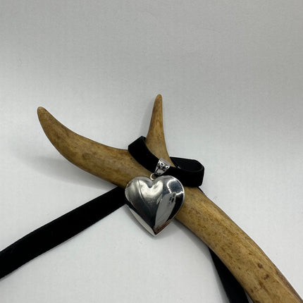 Vintage Style Heart locket Silver Stainless Steel
