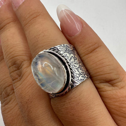 Vintage Rainbow Moonstone Ring Band - Antique Style Design