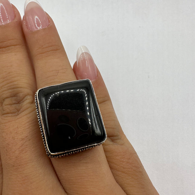 Vintage Gemstone Black Onyx Ring Band