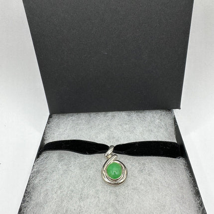 Vintage Green Jade Choker 925 Sterling Silver Necklace