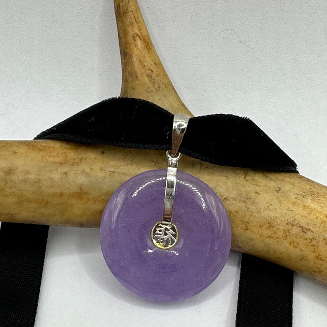 Vintage Silver Choker Necklace | Lavender Purple Jade Pendant | 925 Sterling Silver Lucky Charm Ribbon Choker Necklace