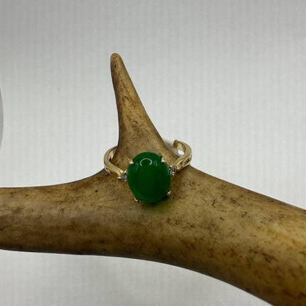 Vintage Gold Green Jade Lucky Cocktail Ring