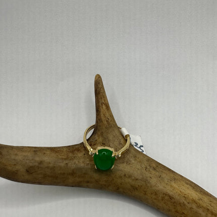 Vintage Gold Green Jade Lucky Cocktail Ring