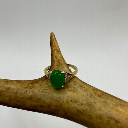 Vintage Gold Green Jade Lucky Cocktail Ring