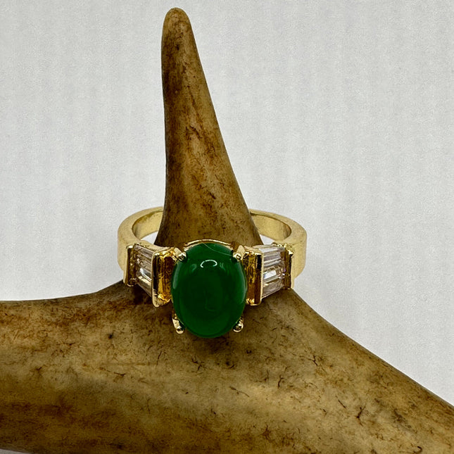 Vintage Gold Green Jade Lucky Cocktail Ring