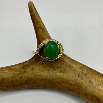 Vintage Gold Green Jade Lucky Cocktail Ring