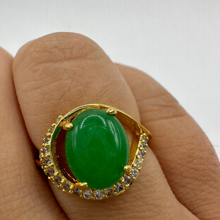 Vintage Gold Green Jade Lucky Cocktail Ring
