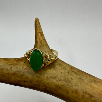 Vintage Gold Green Jade Lucky Cocktail Ring