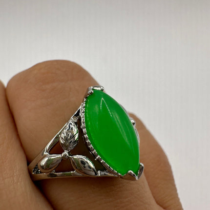 Vintage Silver Green Jade Lucky Cocktail Ring