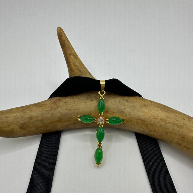 Vintage Green Jade Cross Choker Necklace - Golden Bronze