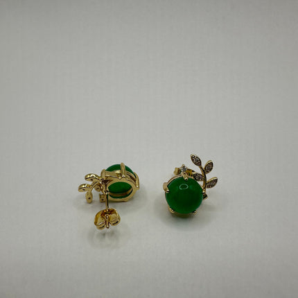 Vintage Gold Green Jade Lucky Stud Earrings