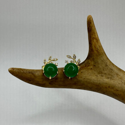 Vintage Gold Green Jade Lucky Stud Earrings