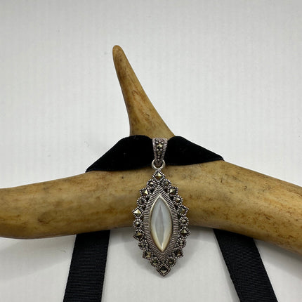 Vintage Mother of Pearl Marcasite Pendant Ribbon Choker Necklace | 925 Sterling Silver Necklace