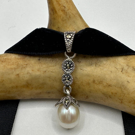 Vintage Silver Pendant Choker Necklace | White Pearl Gemstone Marcasite Crystal Pendant | 925 Sterling Silver Velvet Ribbon Necklace
