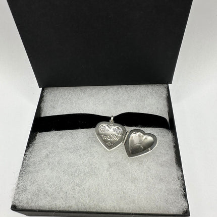 Vintage Style Mom Heart locket 925 Sterling Silver