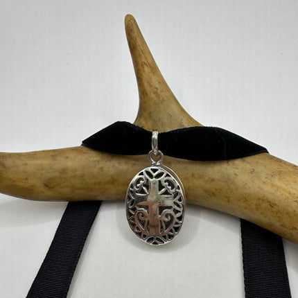 Vintage Silver Locket | Large Oval Photo Pendant Etched Cross Design | 925 Sterling Silver | Holds Small Photo Memory Velvet Choker Necklace