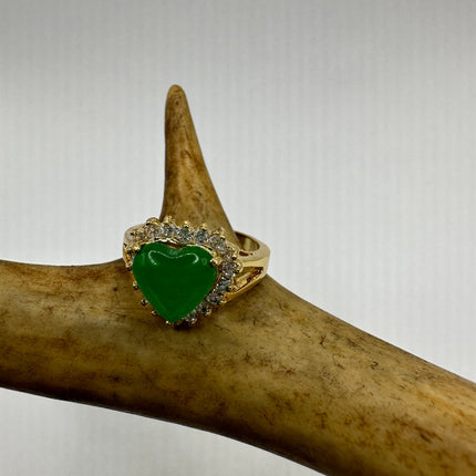 Vintage Gold Green Jade Lucky Cocktail Ring