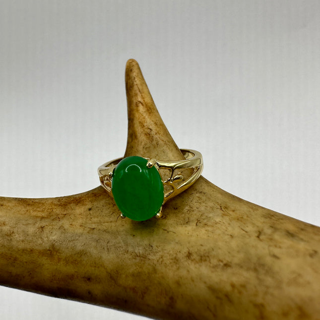 Vintage Gold Green Jade Lucky Cocktail Ring