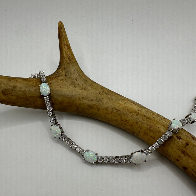 Vintage Silver Tennis Bracelet | White Fire Opal Gemstone Crystal Diamond Set in 925 Sterling Silver | Bracelet for Stacking Everyday Prom