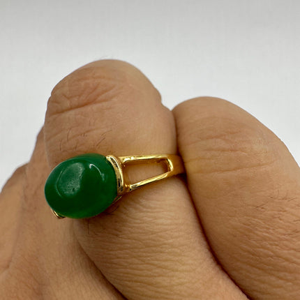 Vintage Gold Jade Ring | Green Gemstone Jade Crystal Birthstone Lucky Cocktail Ring - Size 7