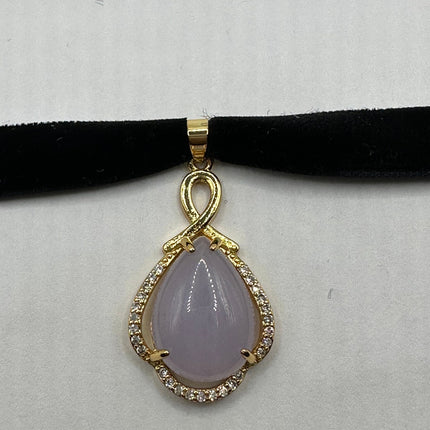 Vintage Pendant Choker Necklace | Lavender Purple Jade Gemstone Crystal Lucky Charm Statement Choker in Golden Bronze