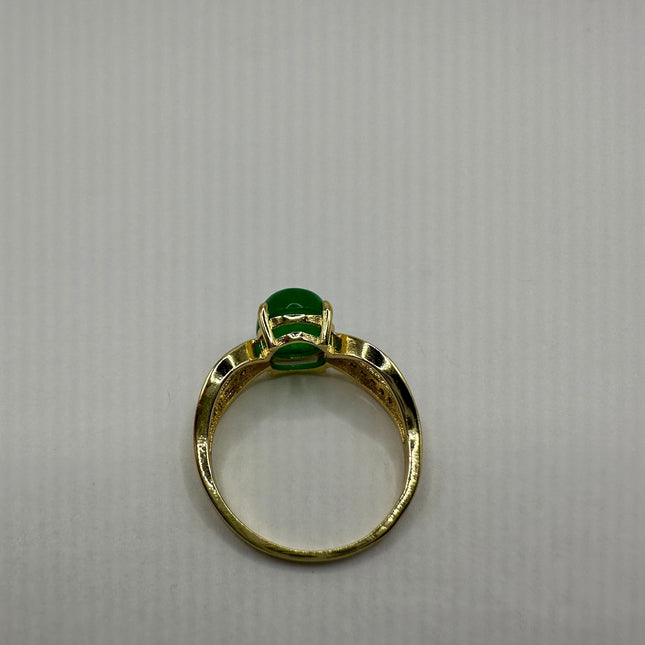 Vintage Gold Green Jade Lucky Cocktail Ring - oval shape, antique design, diamond look