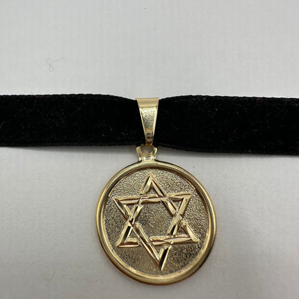 Vintage Gold Star of David Pendant Choker Necklace | 9K Gold Filled Jewish Star Velvet Ribbon Statement Charm Choker Necklace