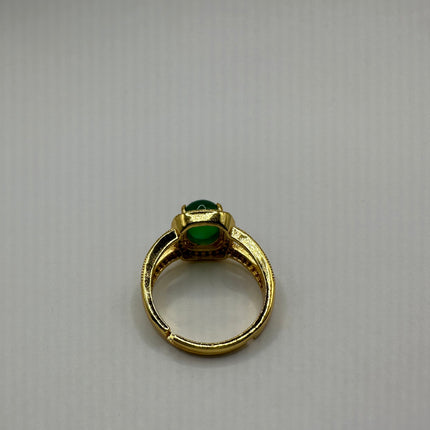Vintage Gold Green Jade Lucky Cocktail Ring