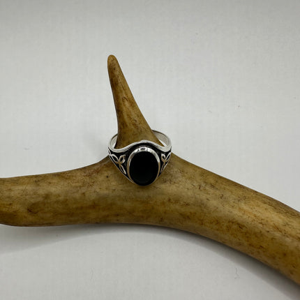 Vintage Black Onyx Celtic Knot Ring Band 925 Sterling Silver