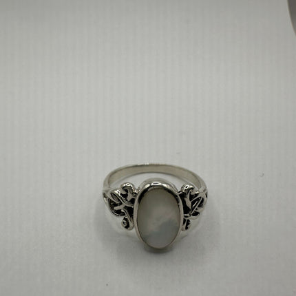 Vintage Mother of Pearl Celtic Knot Ring Band 925 Sterling Silver