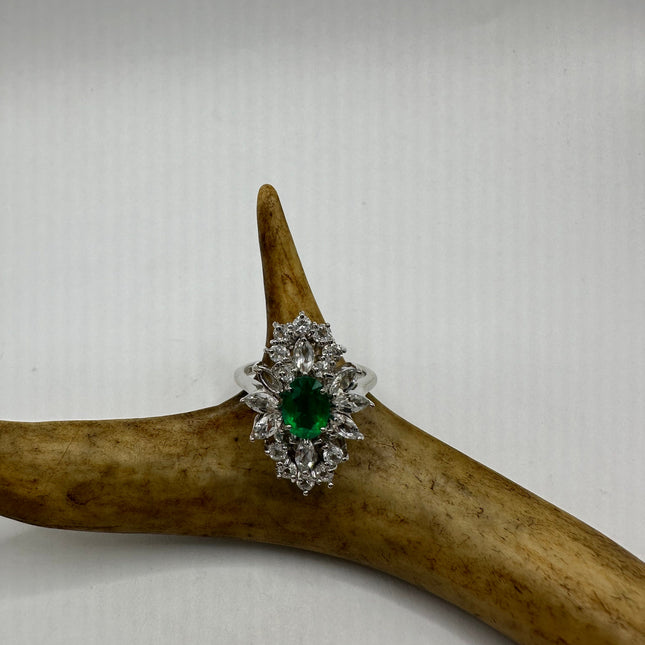 Vintage Green Fluorite Cocktail Ring Band 925 Sterling Silver