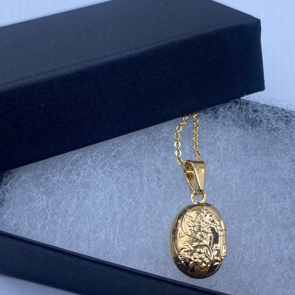 Vintage Gold Photo Locket | Tiny 9K Etched Memory Charm Pendant | Delicate Gold Filled Chain Perfect Stacking Everyday Small Photo Necklace