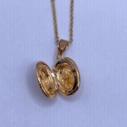 Vintage Gold Photo Locket | Tiny 9K Etched Memory Charm Pendant | Delicate Gold Filled Chain Perfect Stacking Everyday Small Photo Necklace
